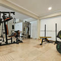 Gimnasio con Profesor y libre